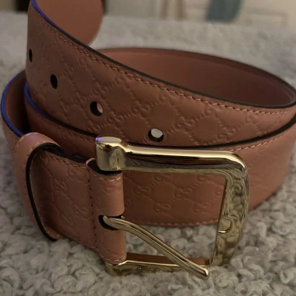 Gucci Pink Leather Belt Strap with Subtle Embossing - Picture 6 of 6